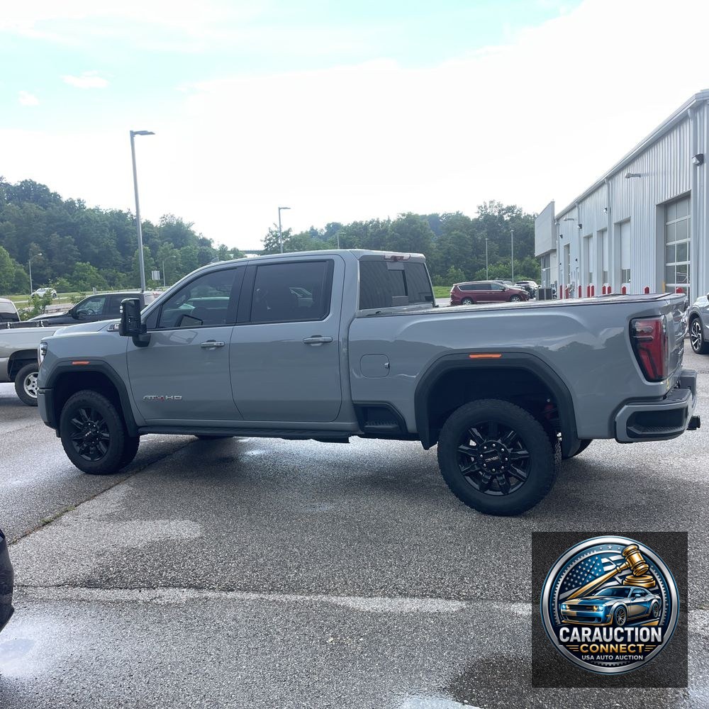2025 GMC Sierra 2500HD AT4