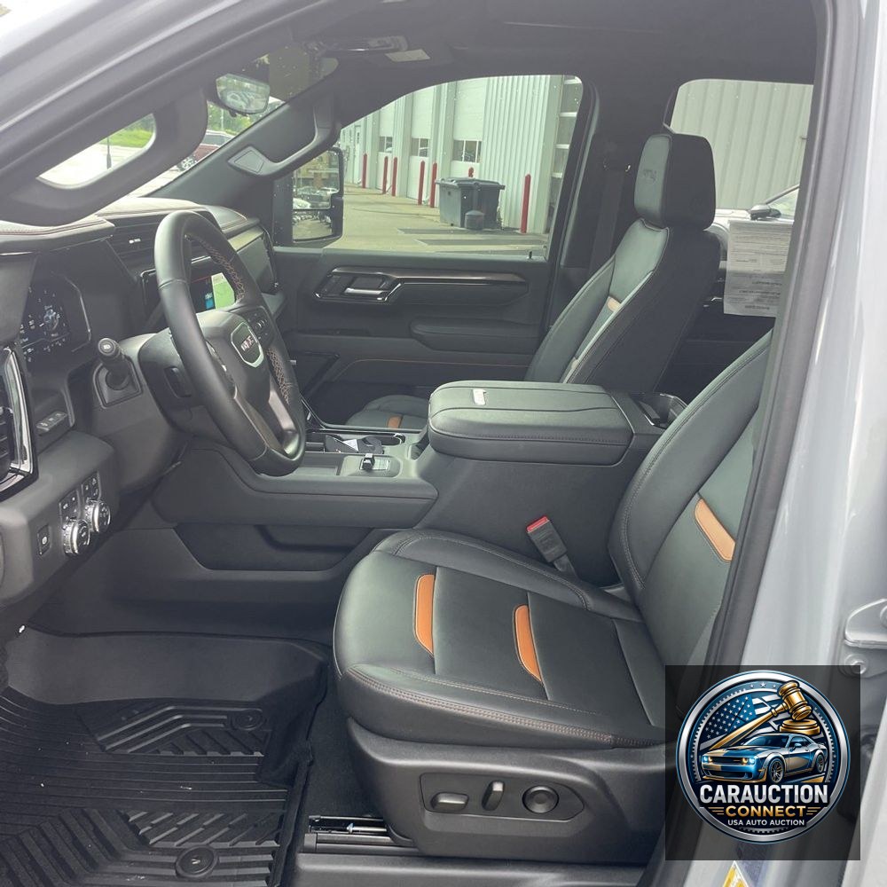 2025 GMC Sierra 2500HD AT4
