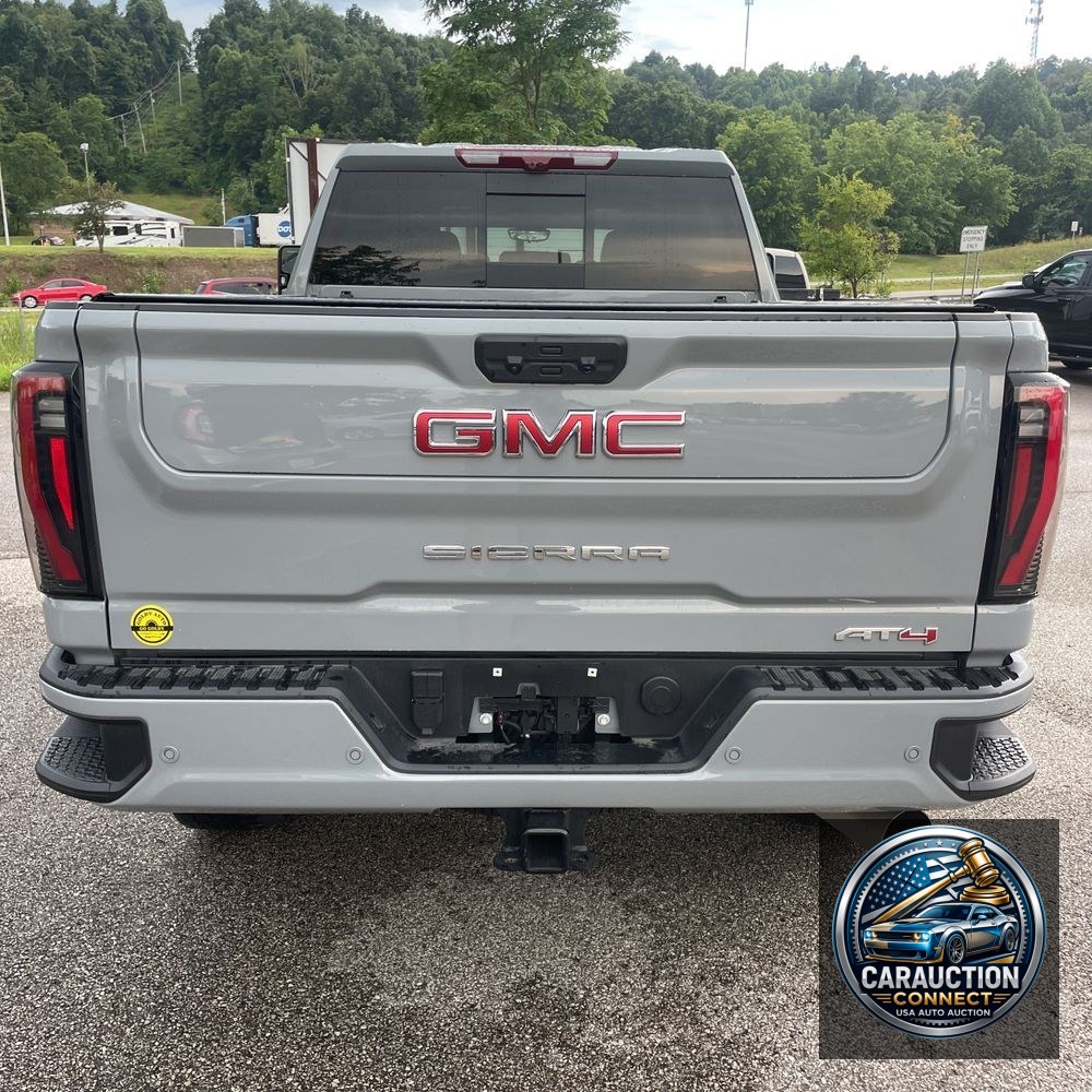 2025 GMC Sierra 2500HD AT4