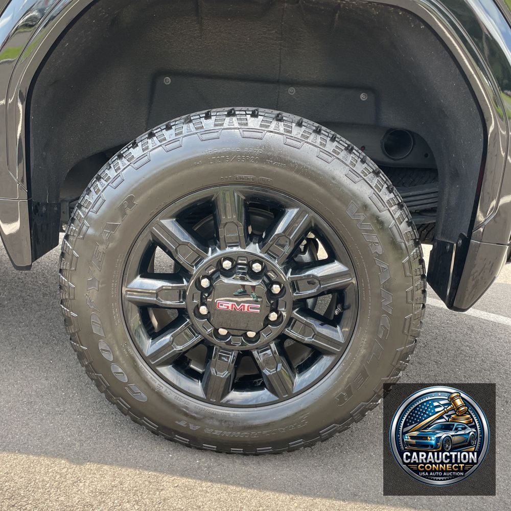 2025 GMC Sierra 2500HD AT4
