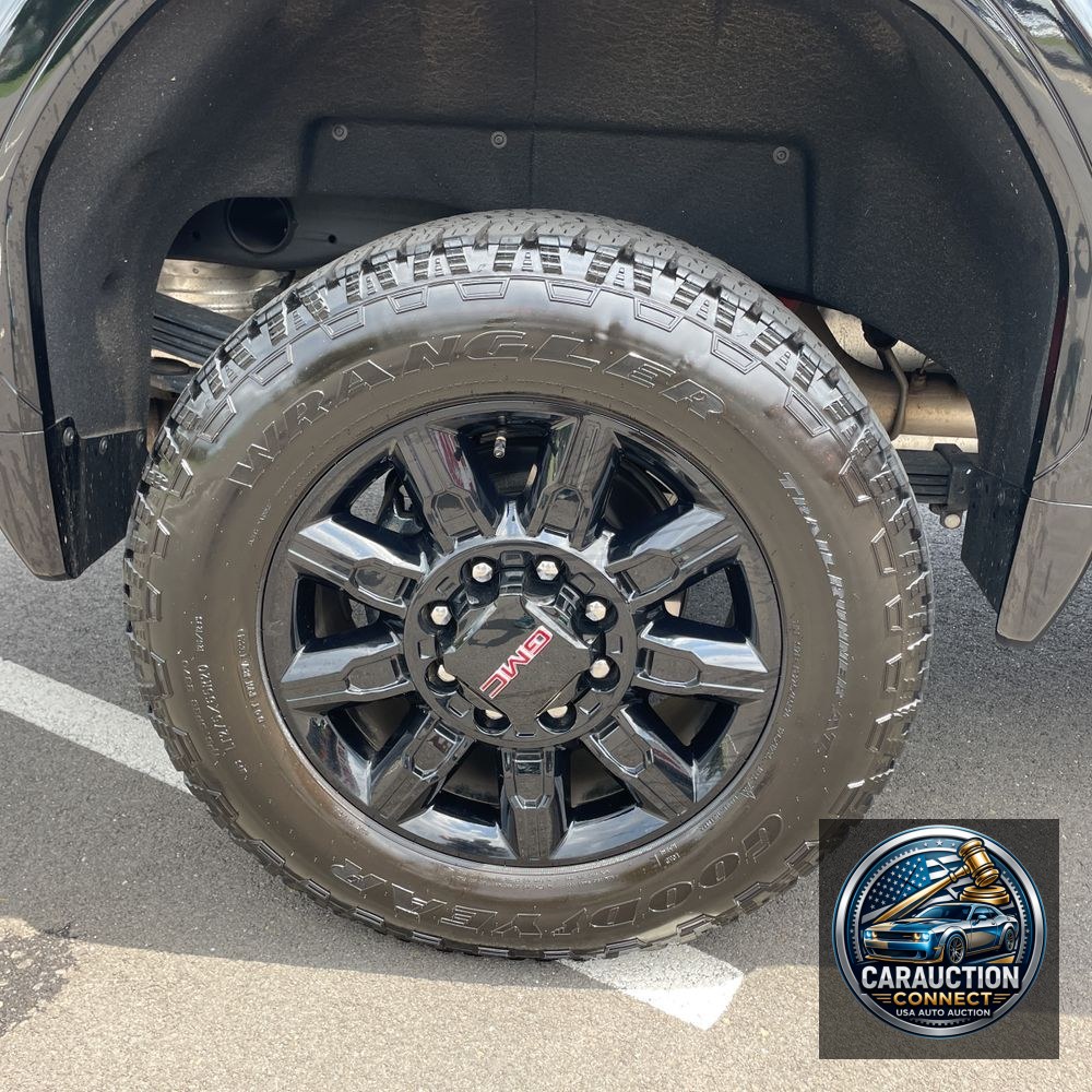 2025 GMC Sierra 2500HD AT4