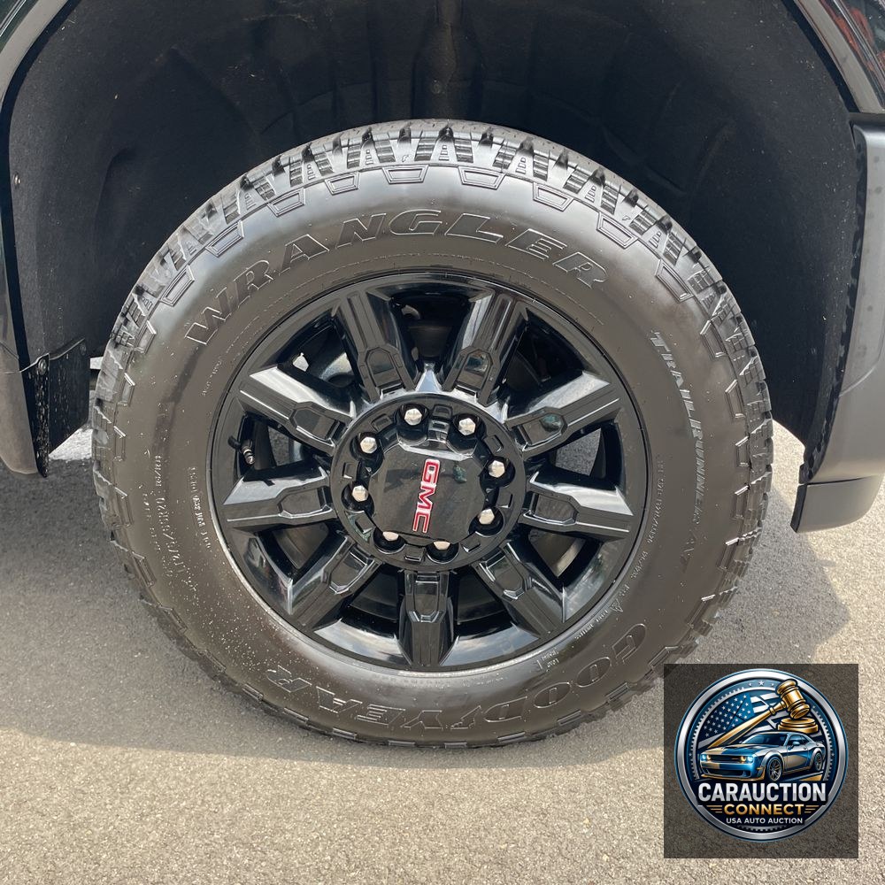 2025 GMC Sierra 2500HD AT4