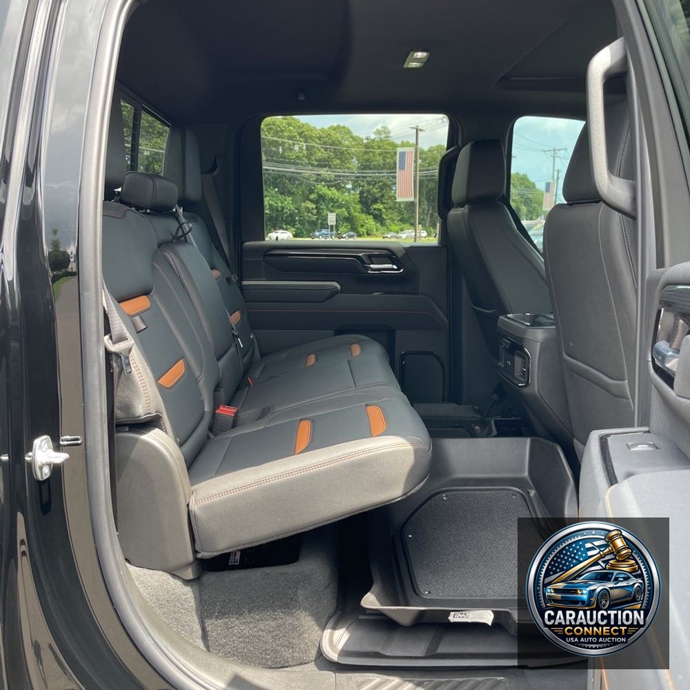 2025 GMC Sierra 2500HD AT4