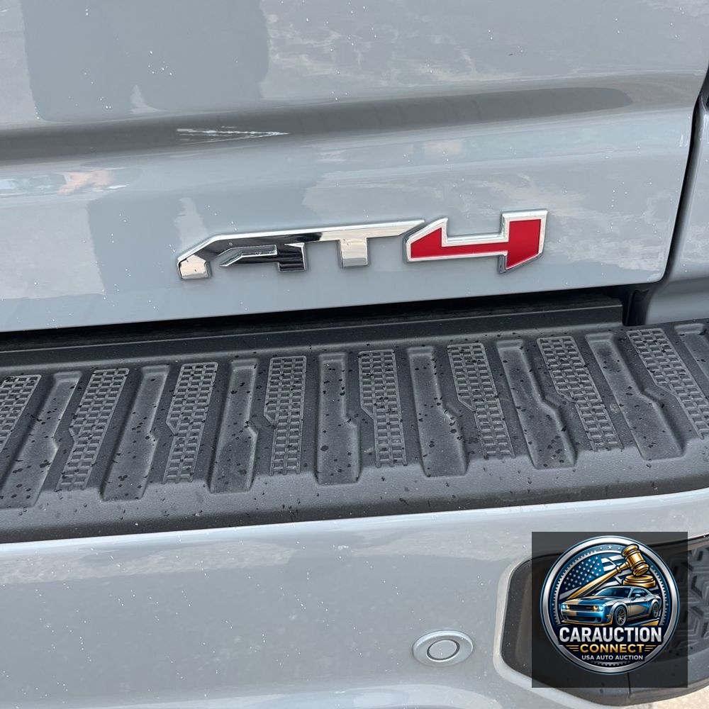 2025 GMC Sierra 2500HD AT4