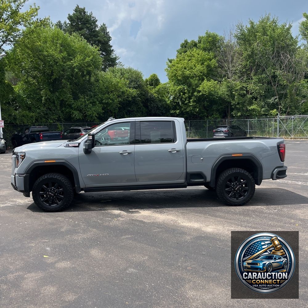 2025 GMC Sierra 2500HD AT4