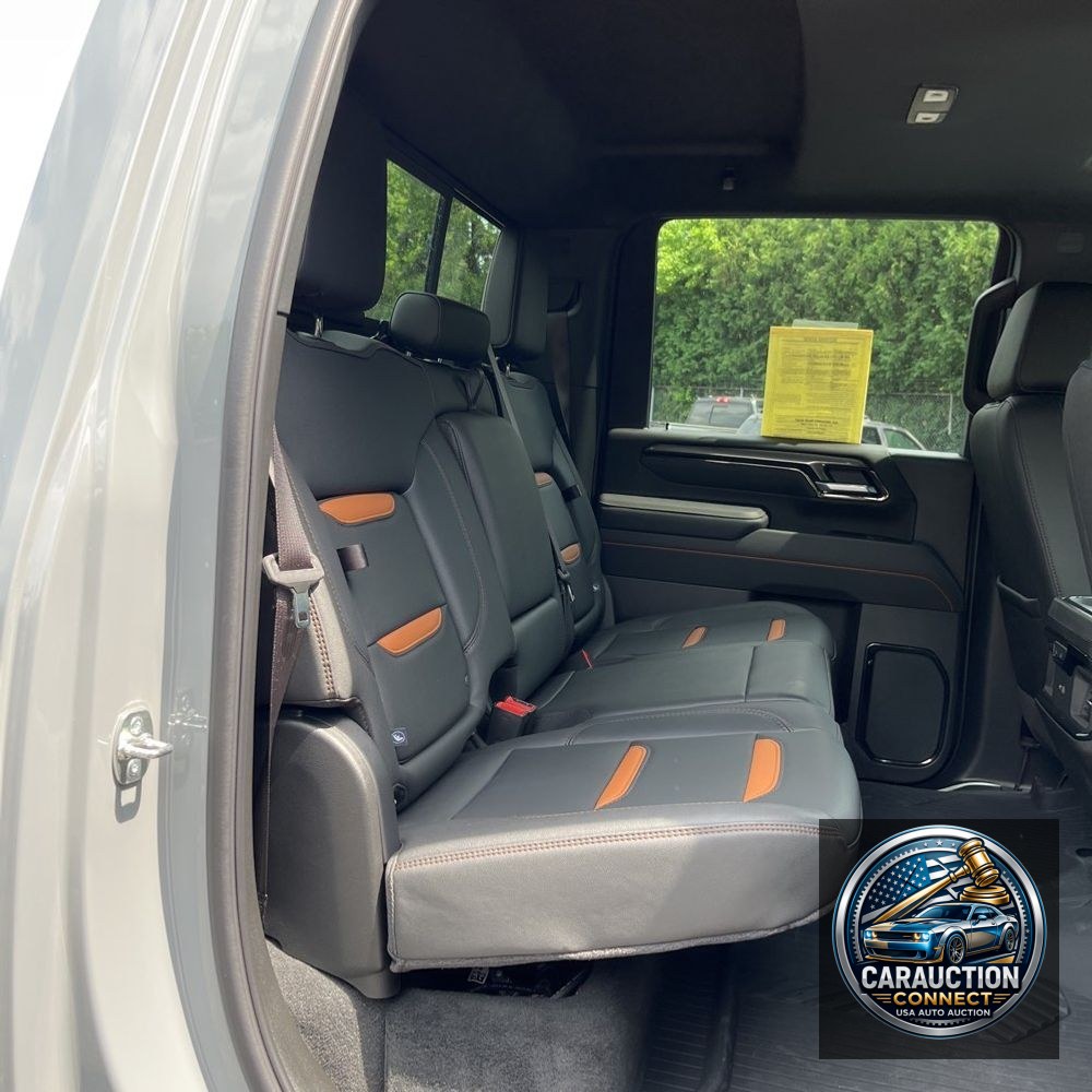 2025 GMC Sierra 2500HD AT4