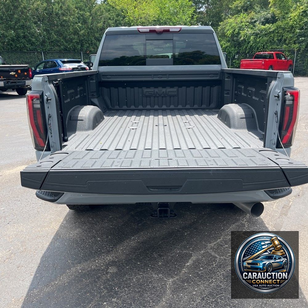 2025 GMC Sierra 2500HD AT4