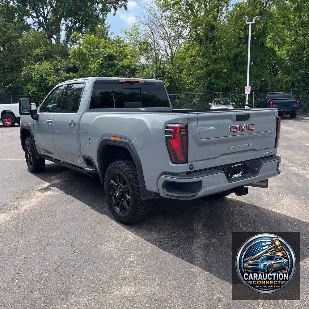 2025 GMC Sierra 2500HD AT4