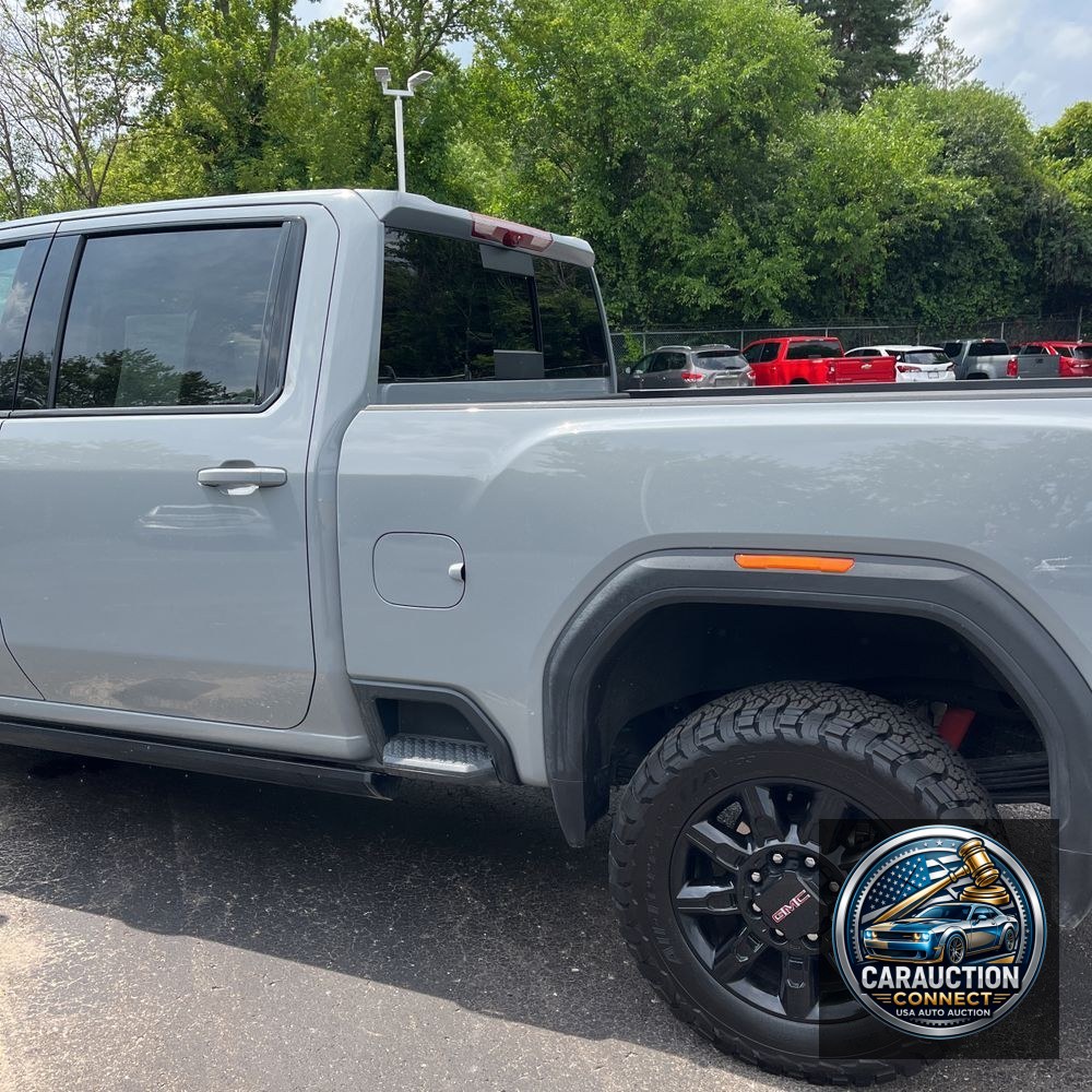 2025 GMC Sierra 2500HD AT4