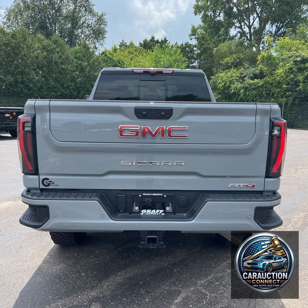 2025 GMC Sierra 2500HD AT4