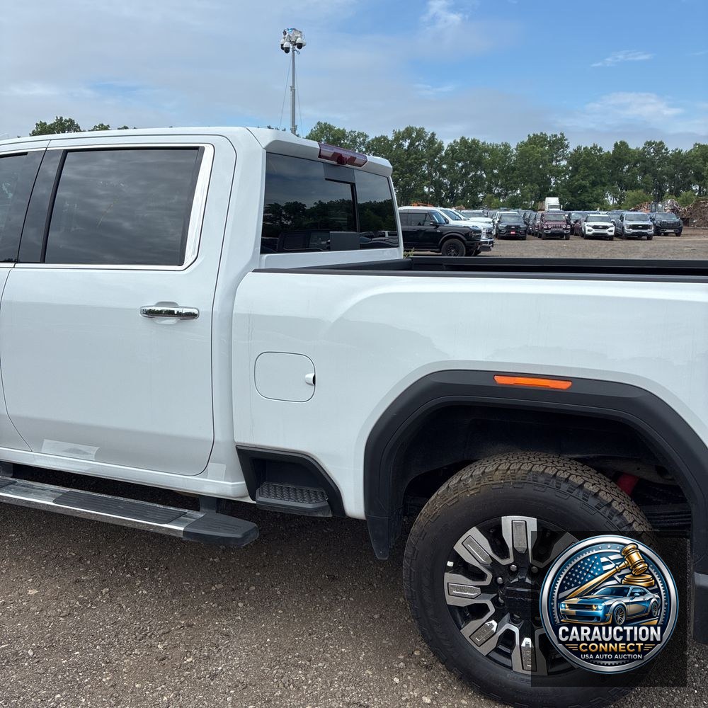 2025 GMC Sierra 2500 Denali