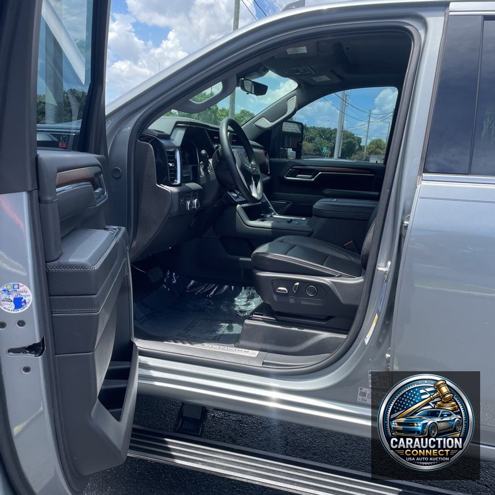 2025 GMC Sierra 3500HD Denali