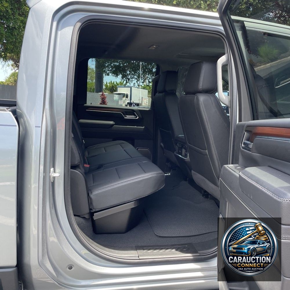2025 GMC Sierra 3500HD Denali