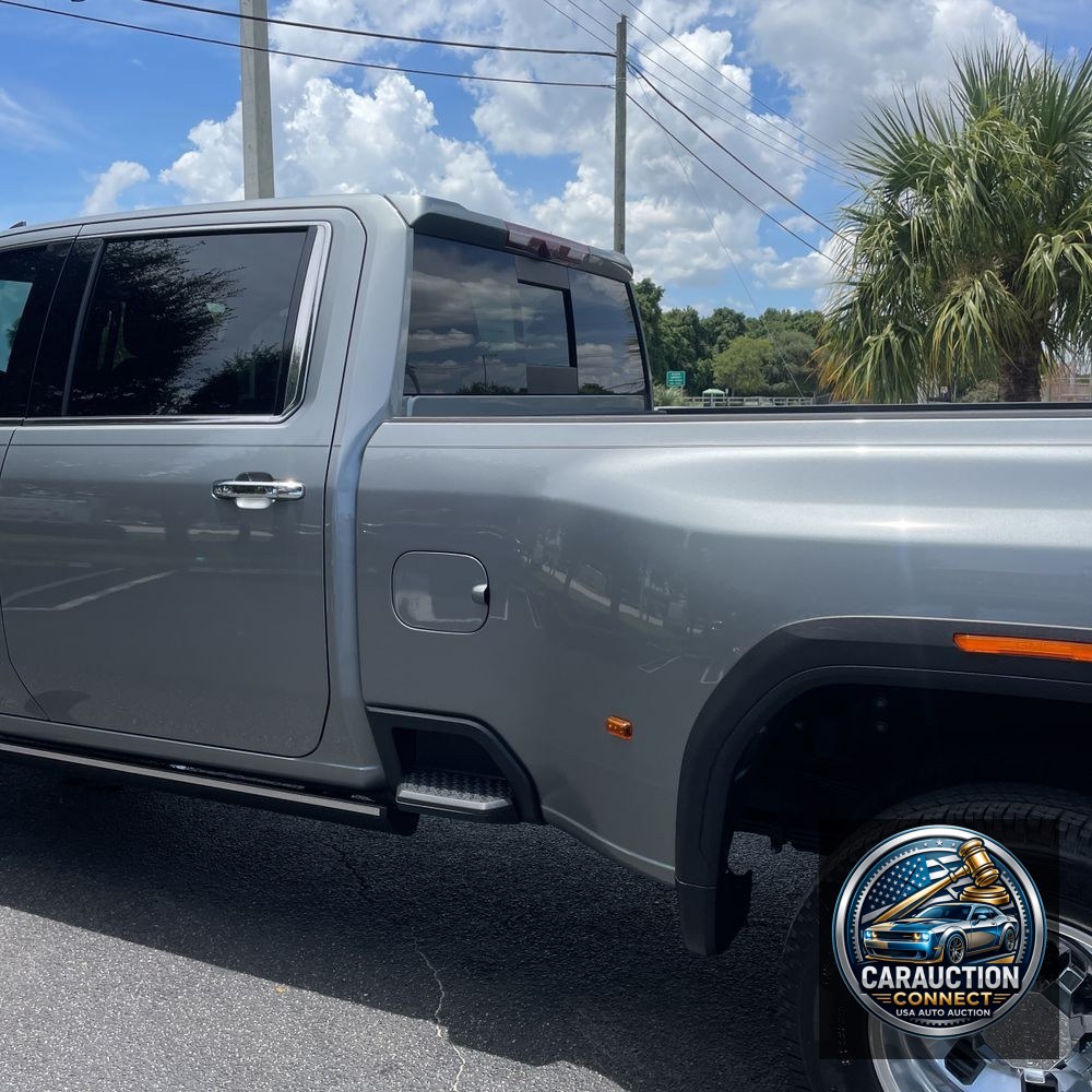 2025 GMC Sierra 3500HD Denali