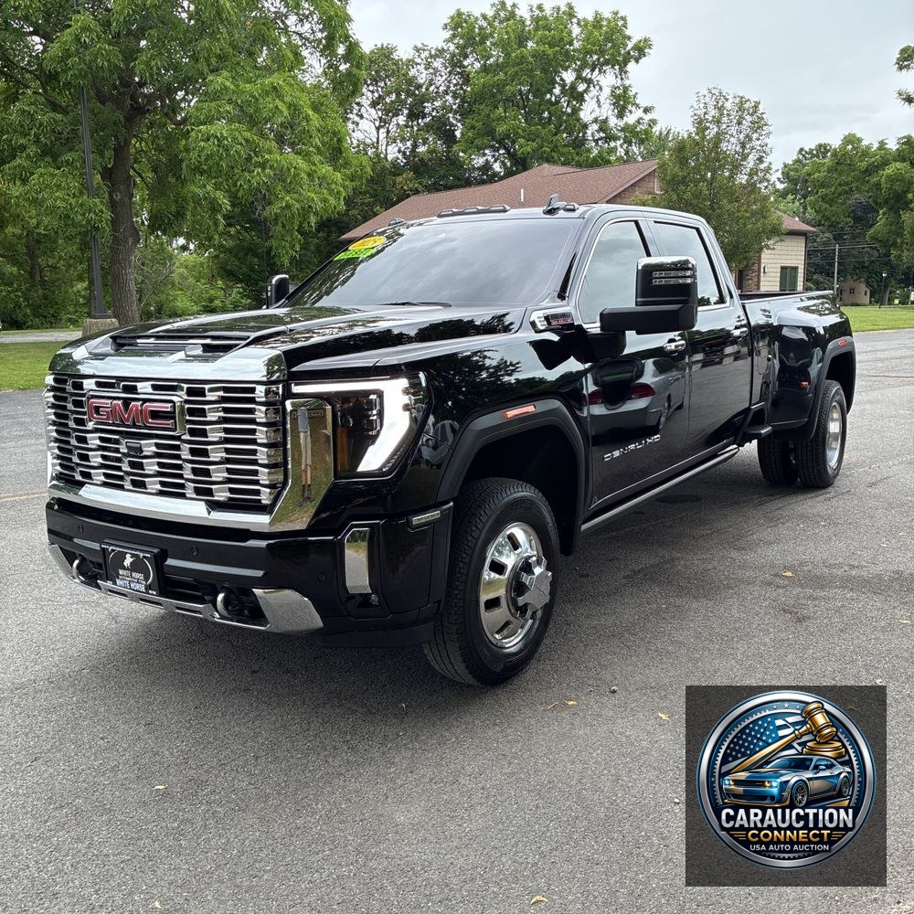 2025 GMC Sierra 3500 Denali