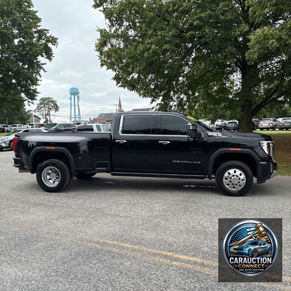 2025 GMC Sierra 3500 Denali
