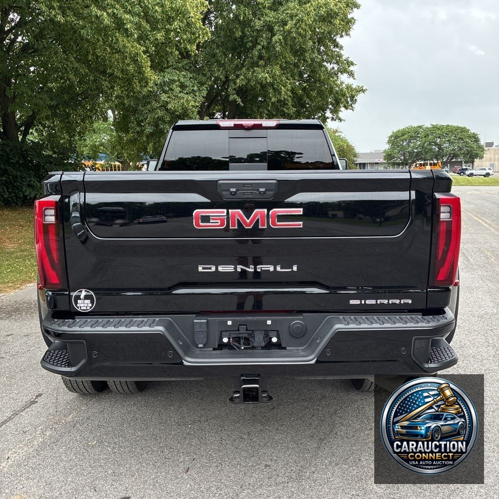 2025 GMC Sierra 3500 Denali