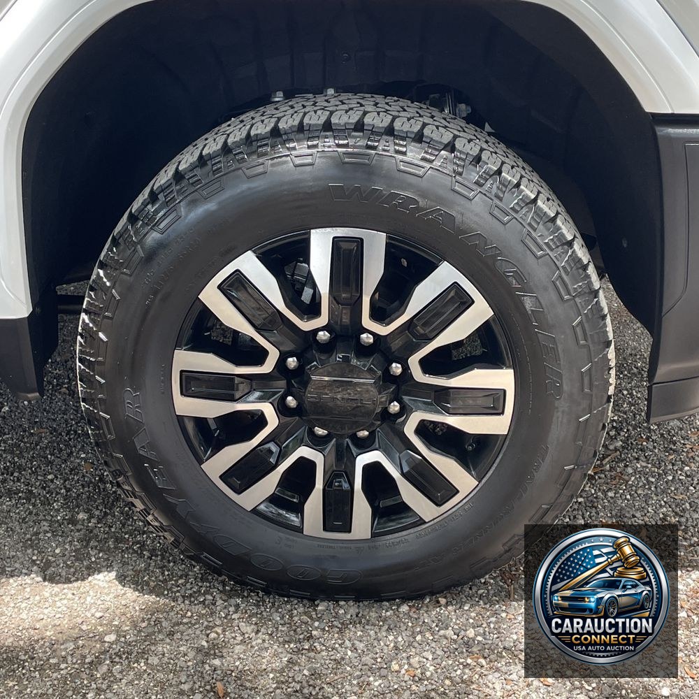 2025 GMC Sierra 2500HD Denali Ultimate