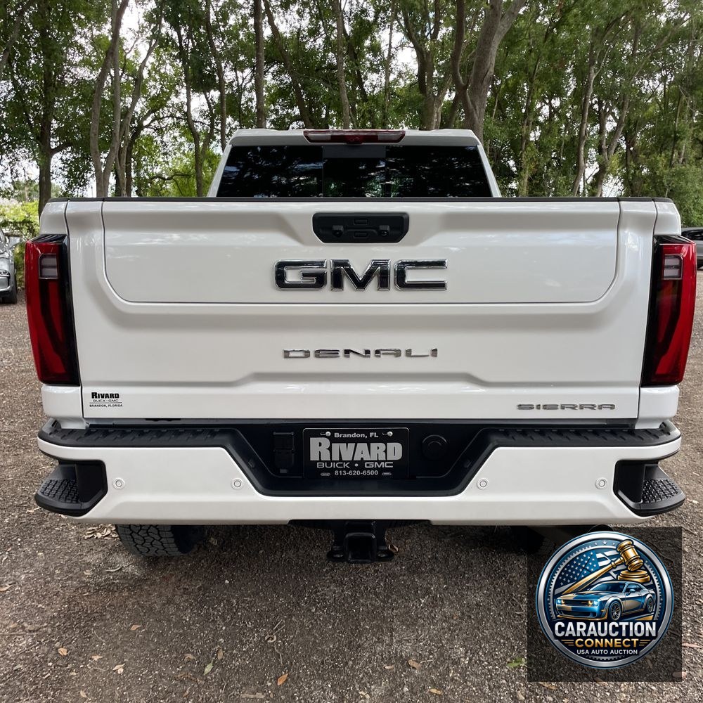 2025 GMC Sierra 2500HD Denali Ultimate