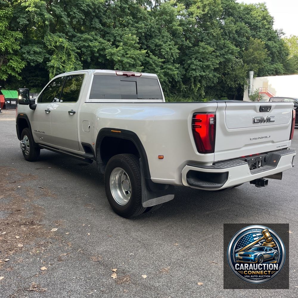 2025 GMC Sierra 3500HD Denali Ultimate