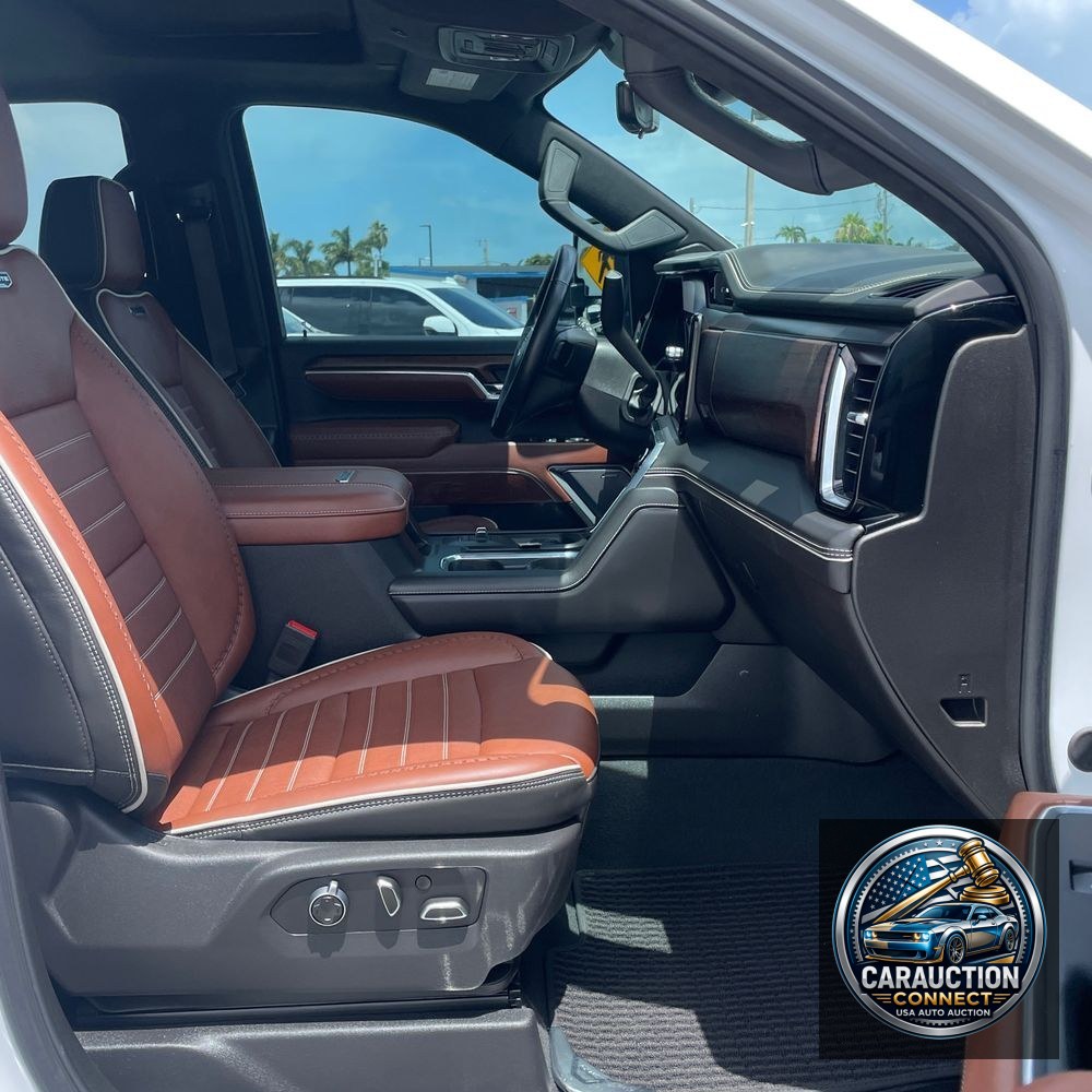 2025 GMC Sierra 3500HD Denali Ultimate