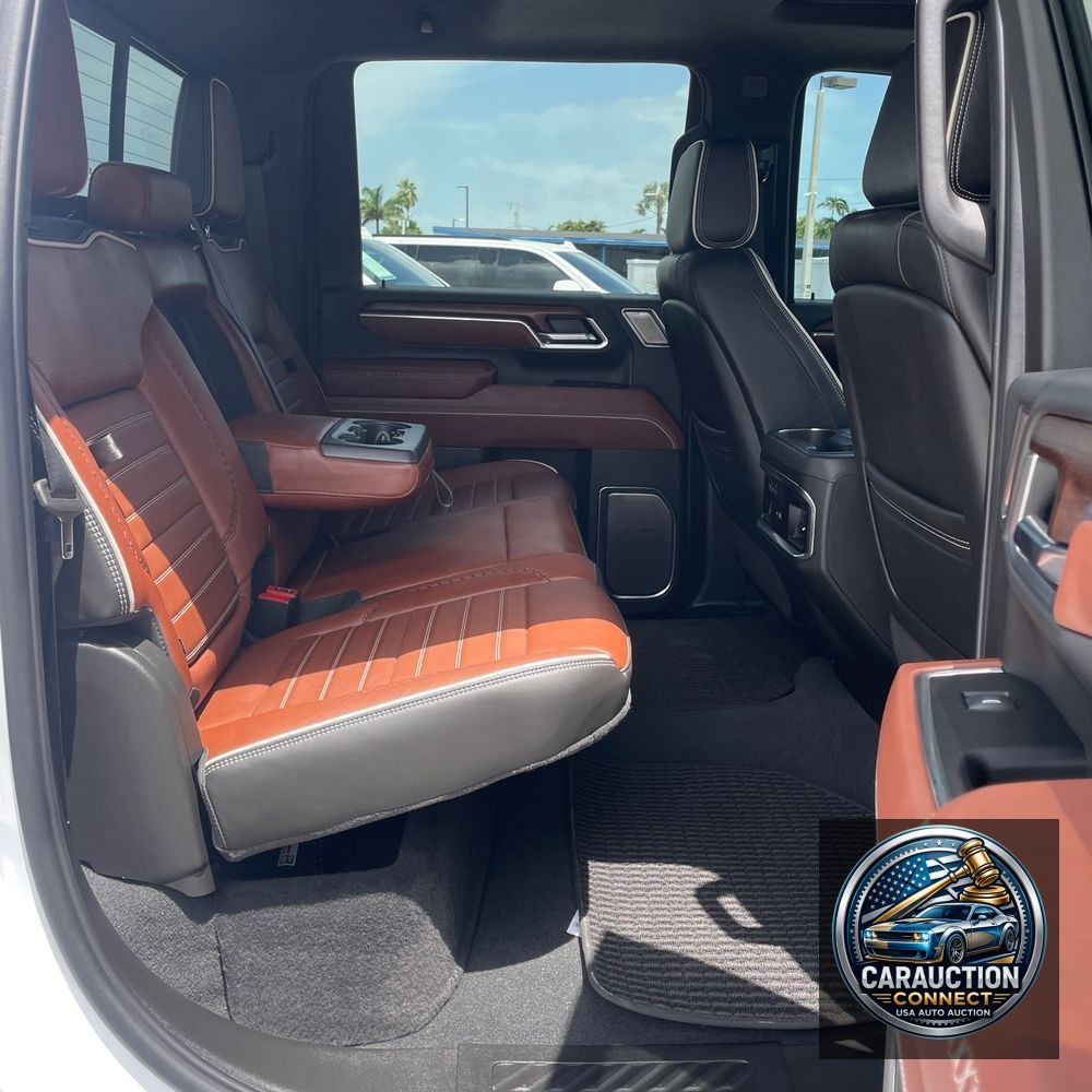 2025 GMC Sierra 3500HD Denali Ultimate