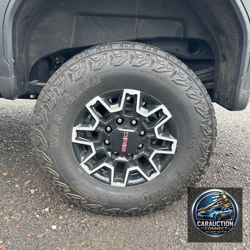 2025 GMC Sierra 2500HD AT4X