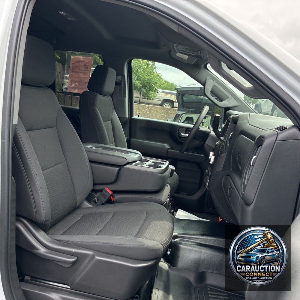 2024 GMC Sierra 2500HD Pro
