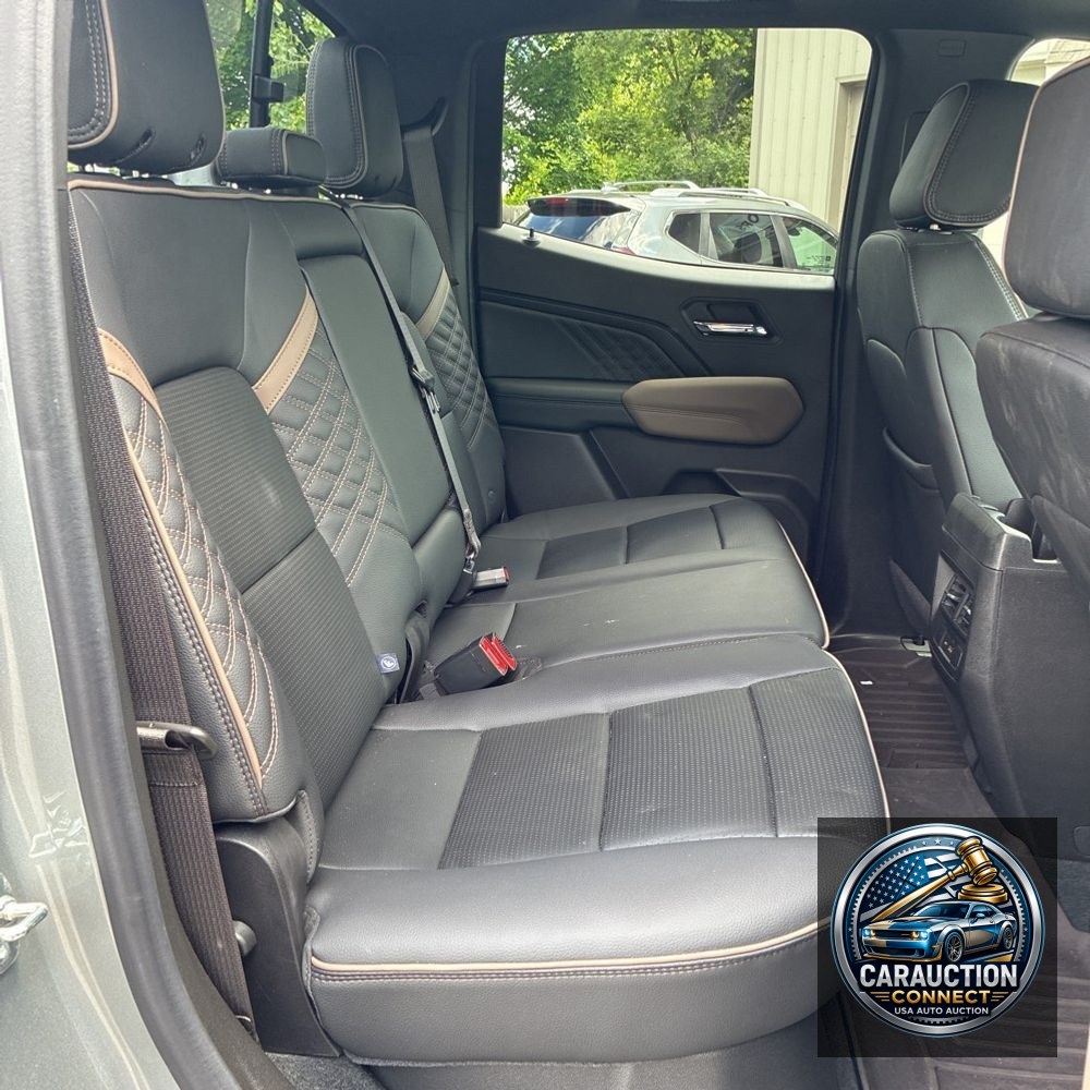 2025 GMC Canyon Denali
