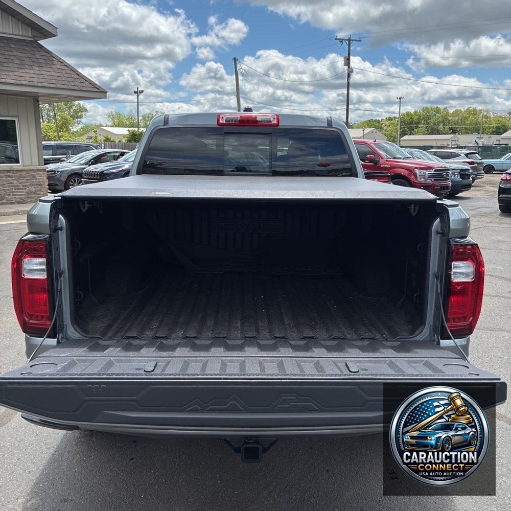 2025 GMC Canyon Denali