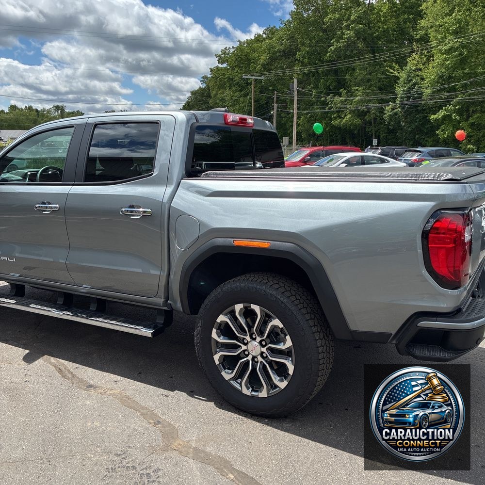 2025 GMC Canyon Denali