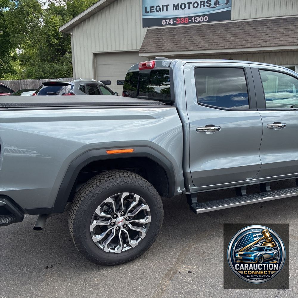 2025 GMC Canyon Denali