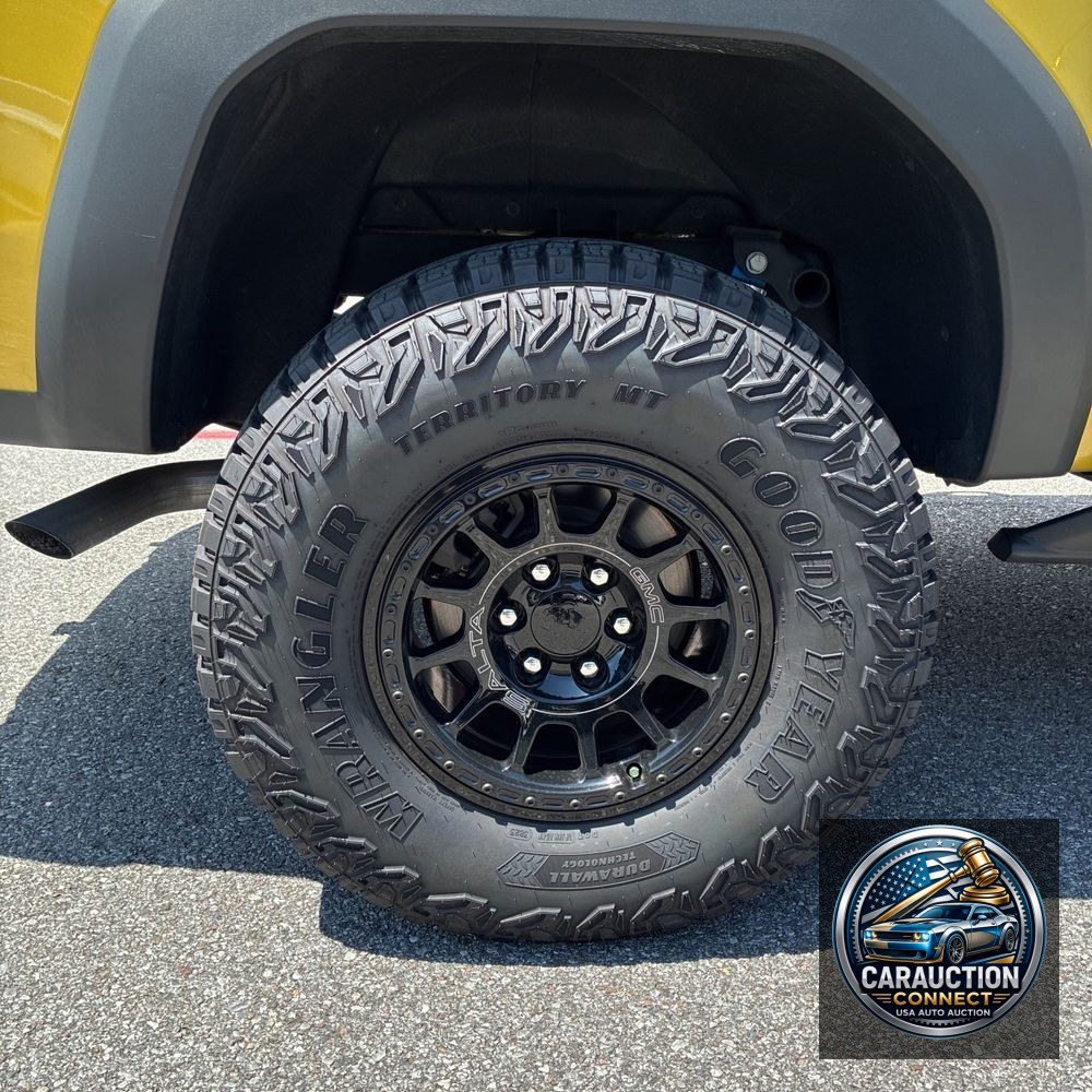 2024 GMC Canyon AT4X