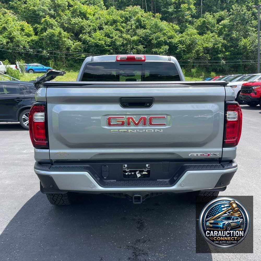 2024 GMC Canyon AT4X