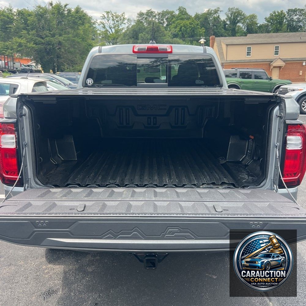 2024 GMC Canyon AT4X