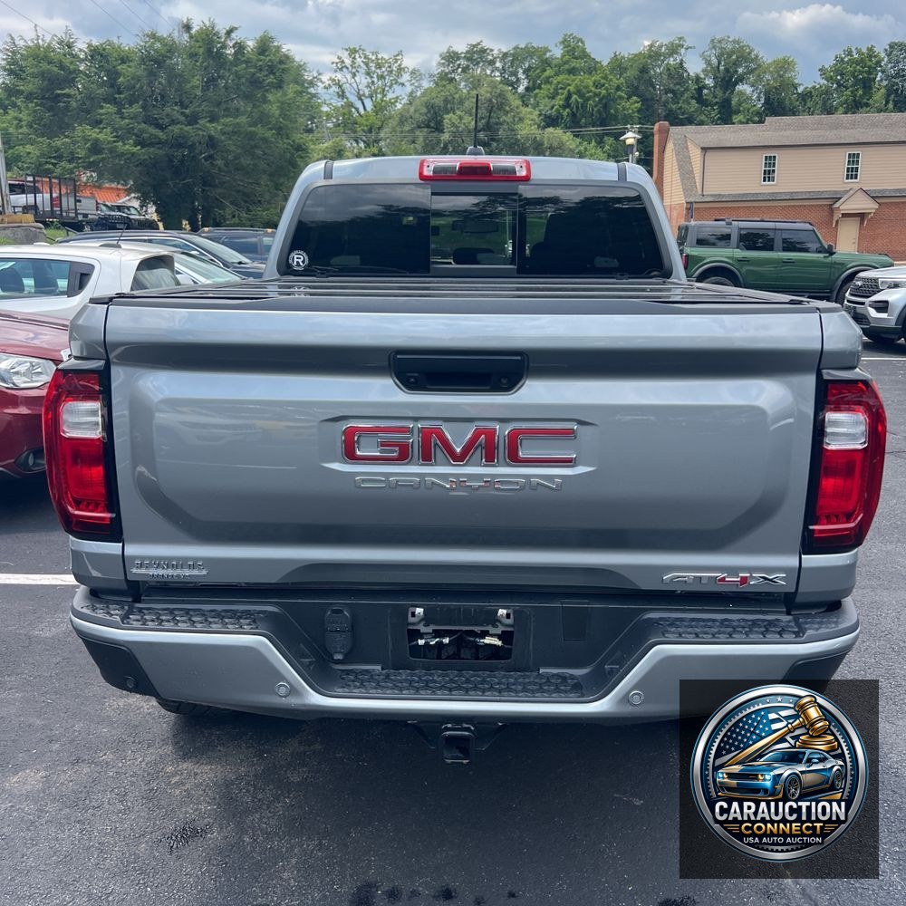 2024 GMC Canyon AT4X