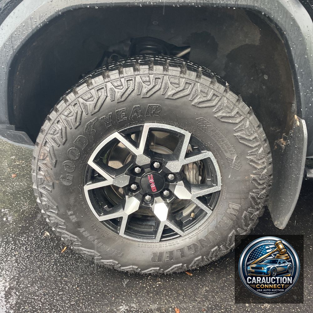 2024 GMC Canyon AT4X
