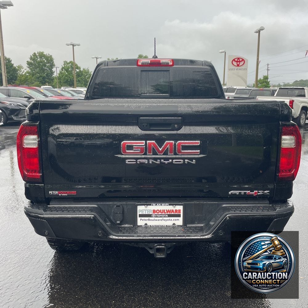 2024 GMC Canyon AT4X