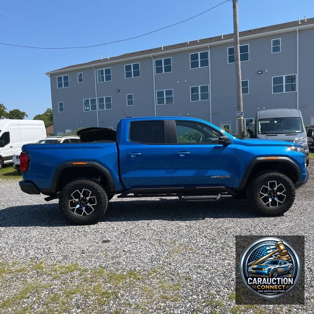 2023 GMC Canyon AT4X