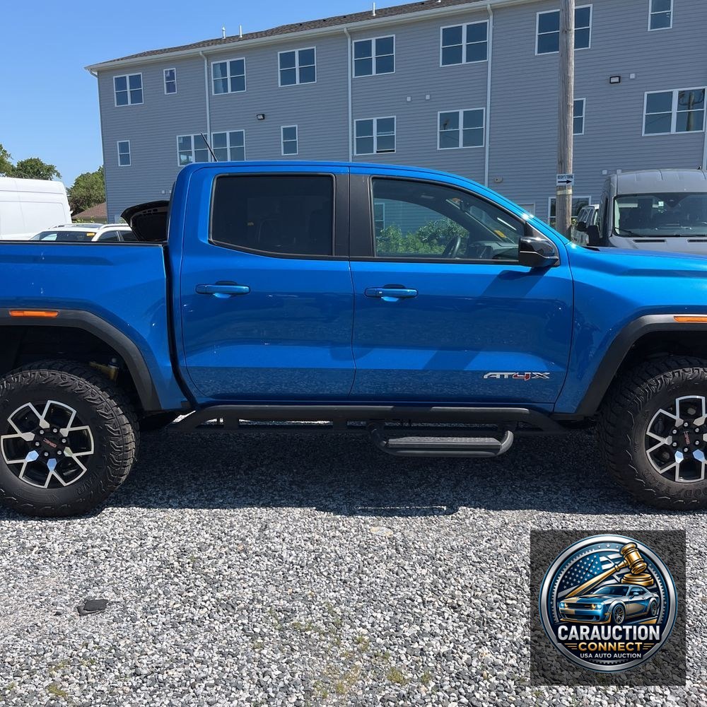 2023 GMC Canyon AT4X
