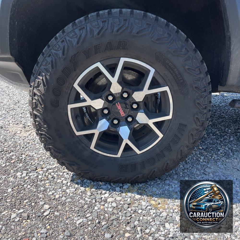 2023 GMC Canyon AT4X