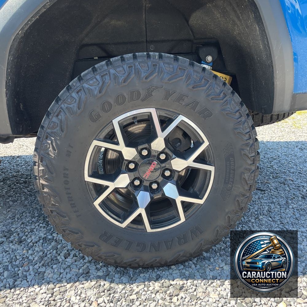2023 GMC Canyon AT4X
