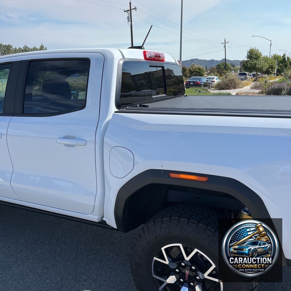 2023 GMC Canyon AT4X