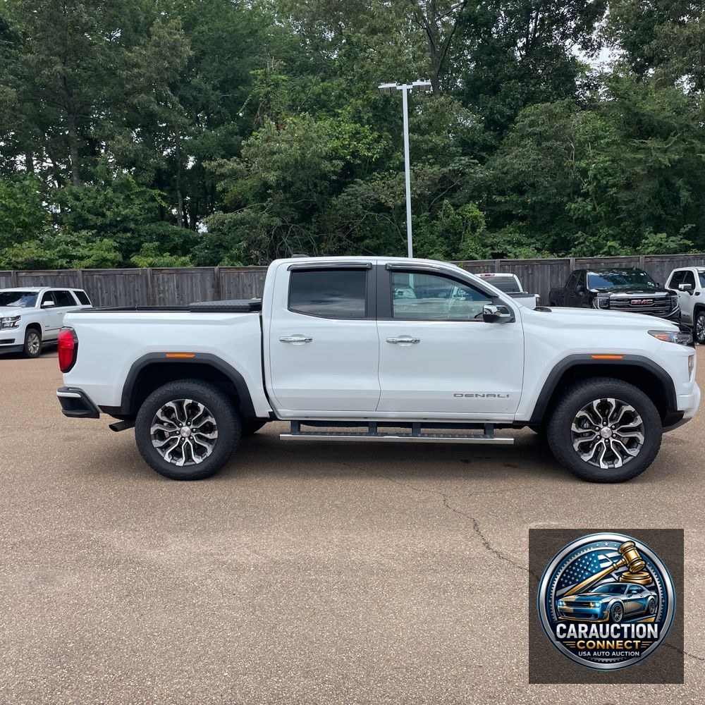 2024 GMC Canyon Denali