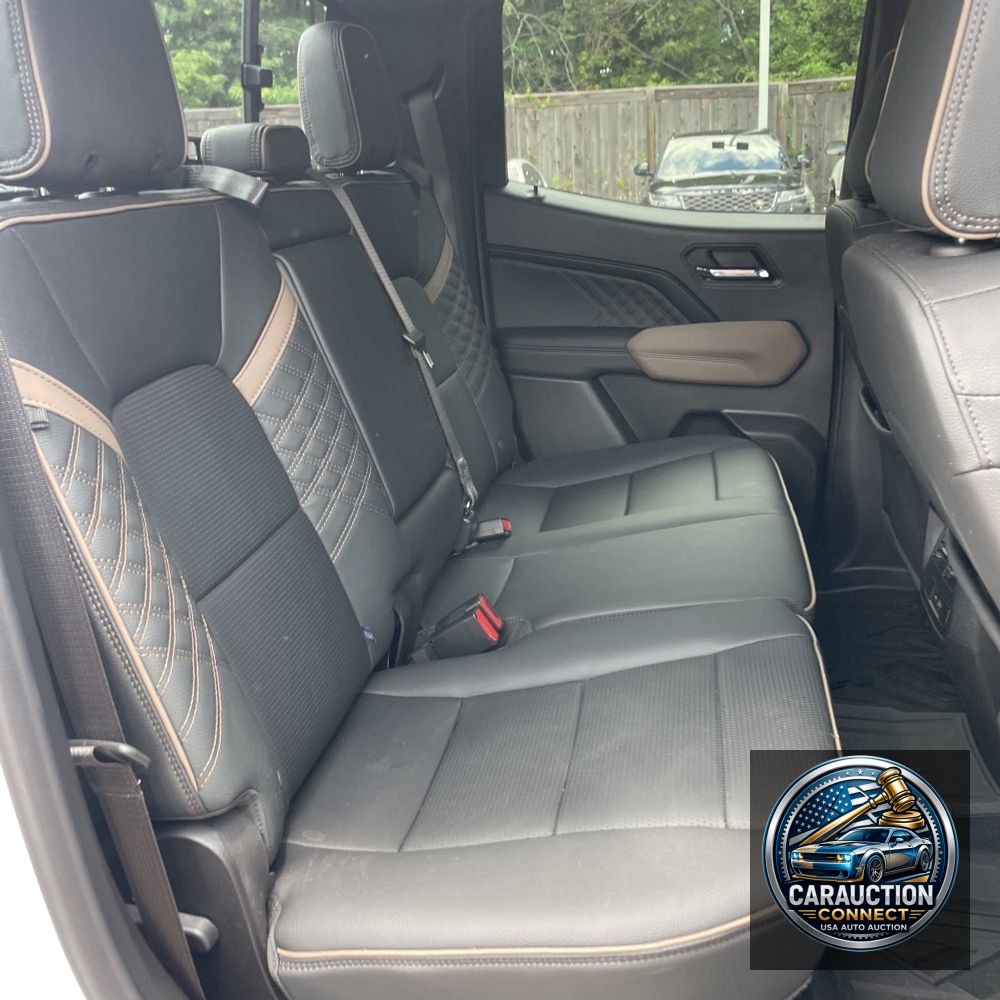 2024 GMC Canyon Denali