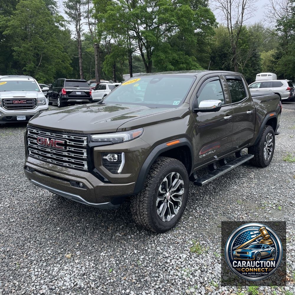 2024 GMC Canyon Denali
