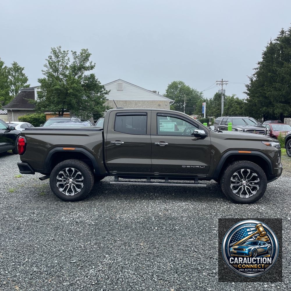 2024 GMC Canyon Denali