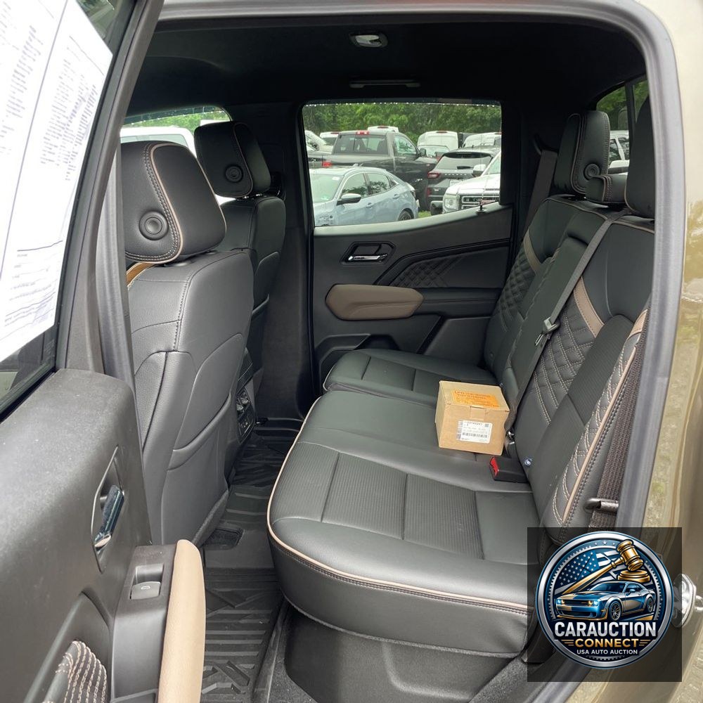 2024 GMC Canyon Denali