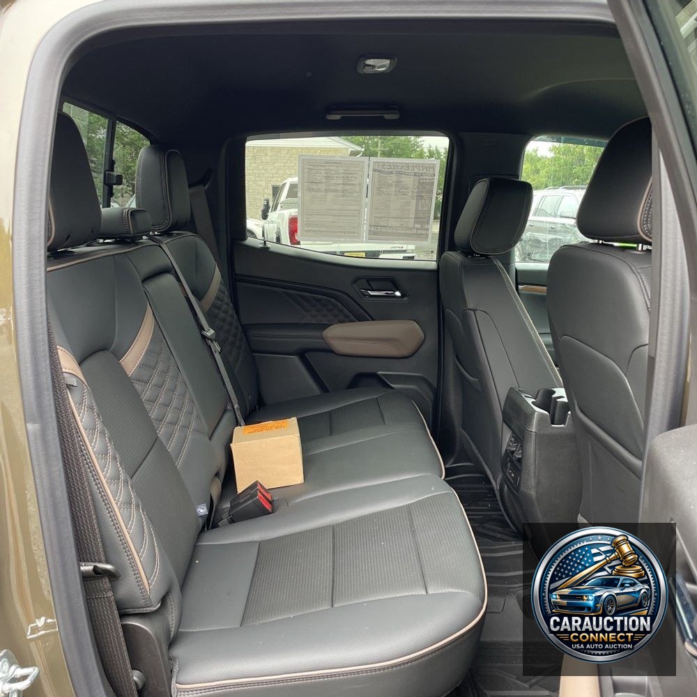 2024 GMC Canyon Denali