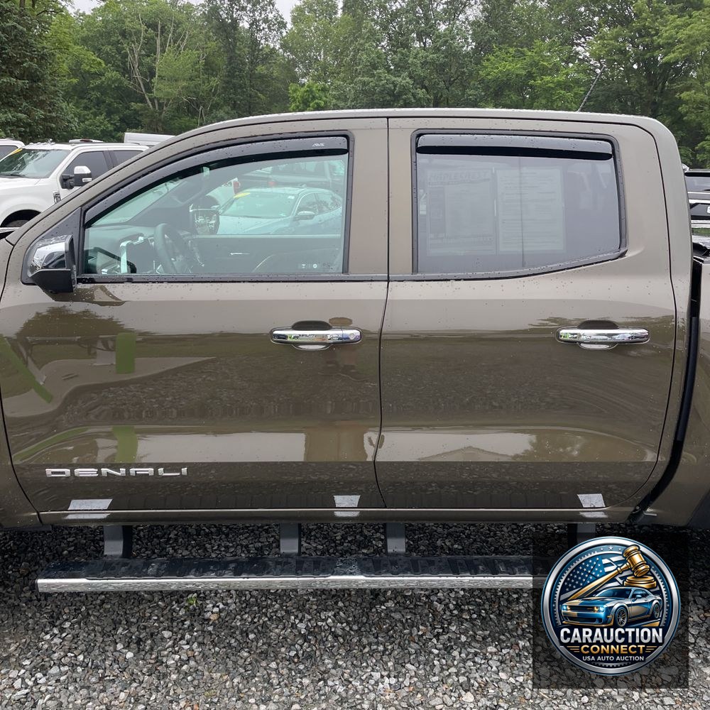 2024 GMC Canyon Denali